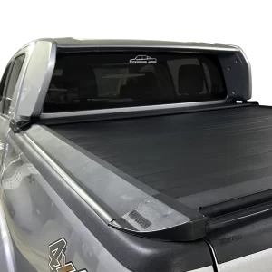 Tapa Retráctil Kraken Para Hilux 2024 Con Barra Plastica